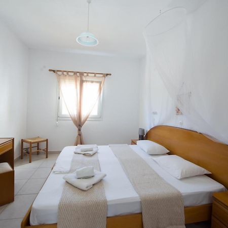 S&C Kosmos Beach Resort Рода Екстер'єр фото