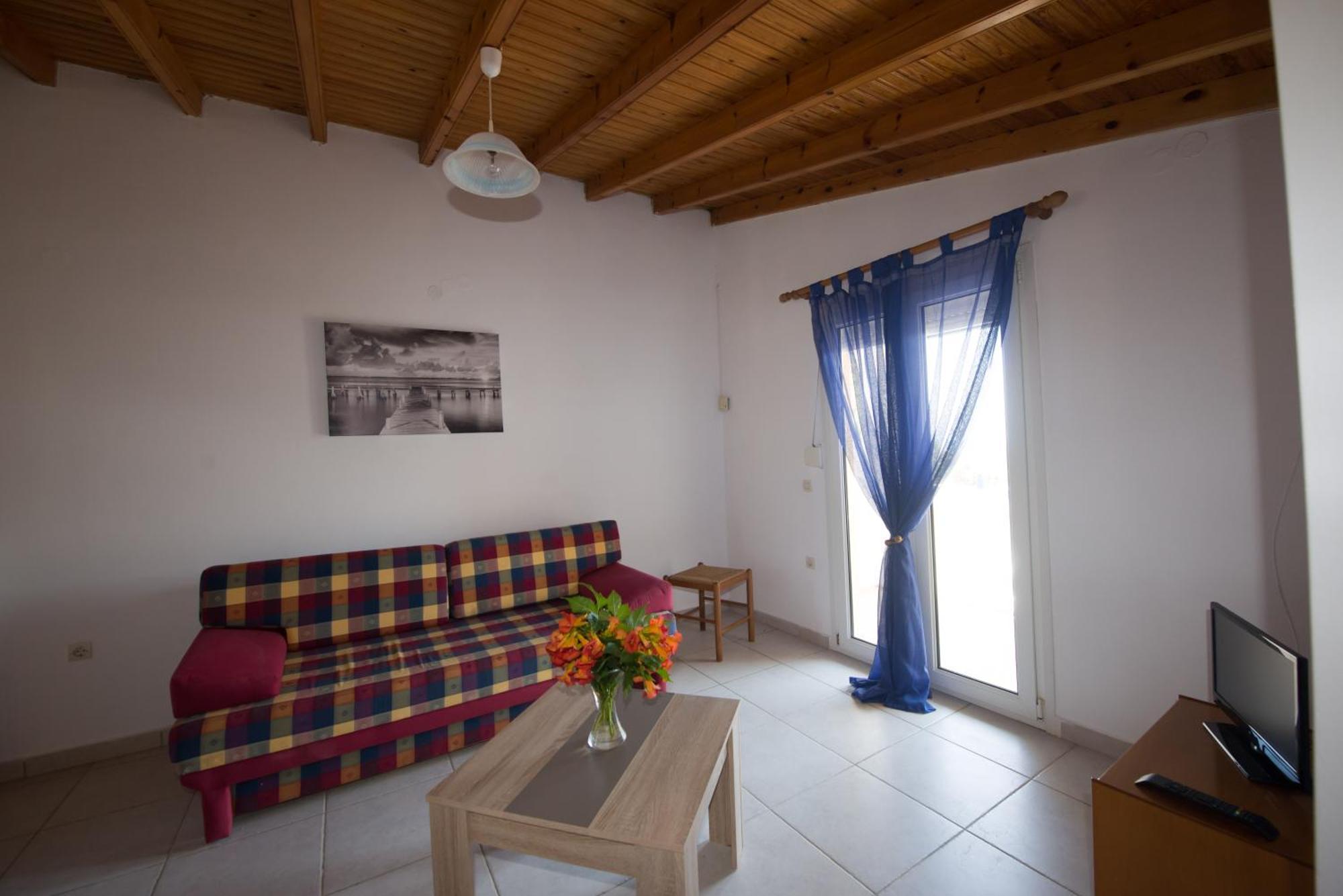 S&C Kosmos Beach Resort Рода Номер фото