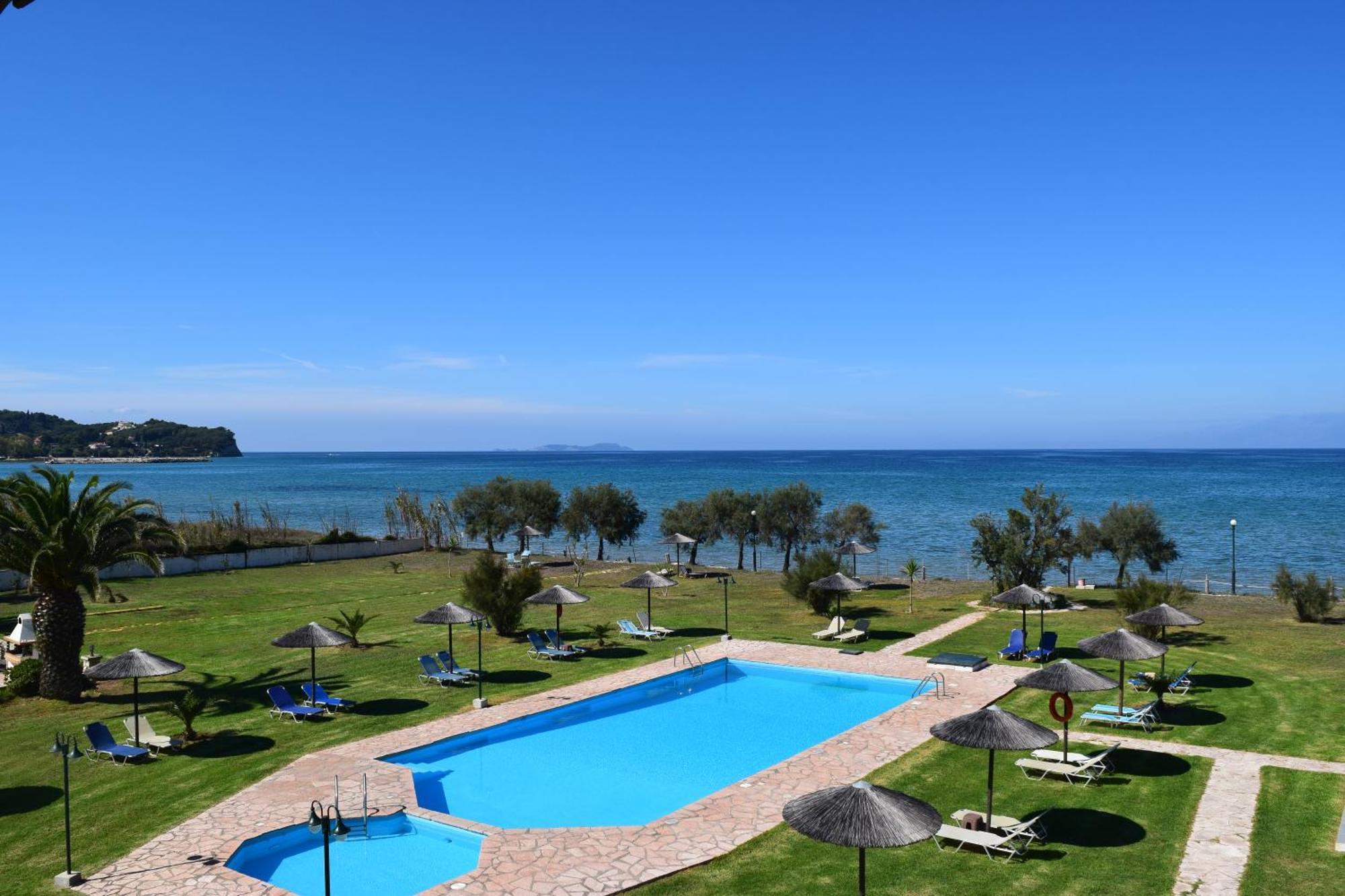 S&C Kosmos Beach Resort Рода Екстер'єр фото